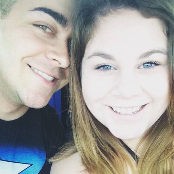 Meet your Posher, Danielle - Picture 1 of 1